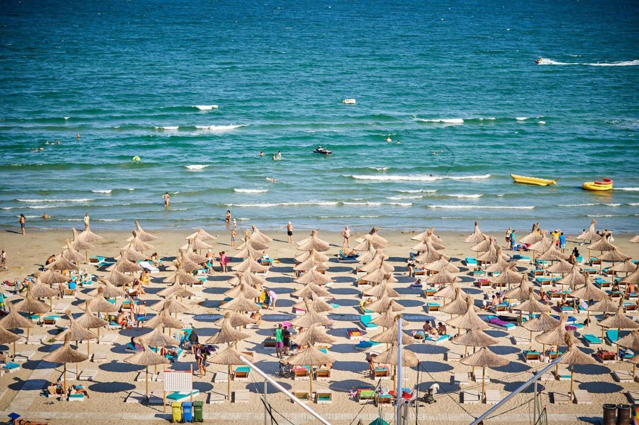 Olive Apartment In Spa N Pool Resort-Parking Mamaia Exterior photo